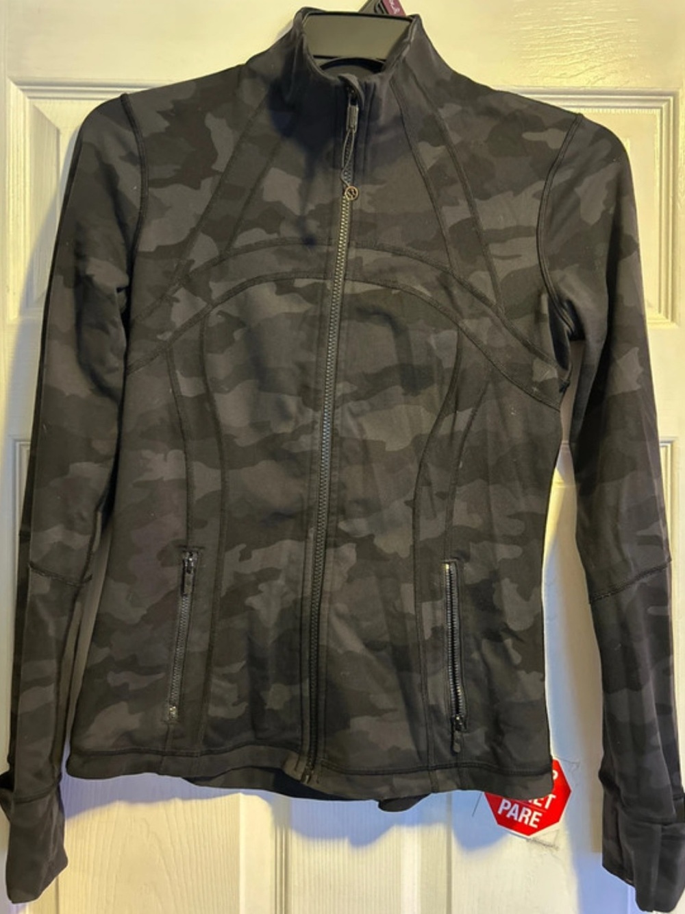lululemon athletica Women’s Black Camo Define Jacket